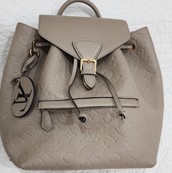 Louis Vuitton Backpack never use - Picture 1 of 7